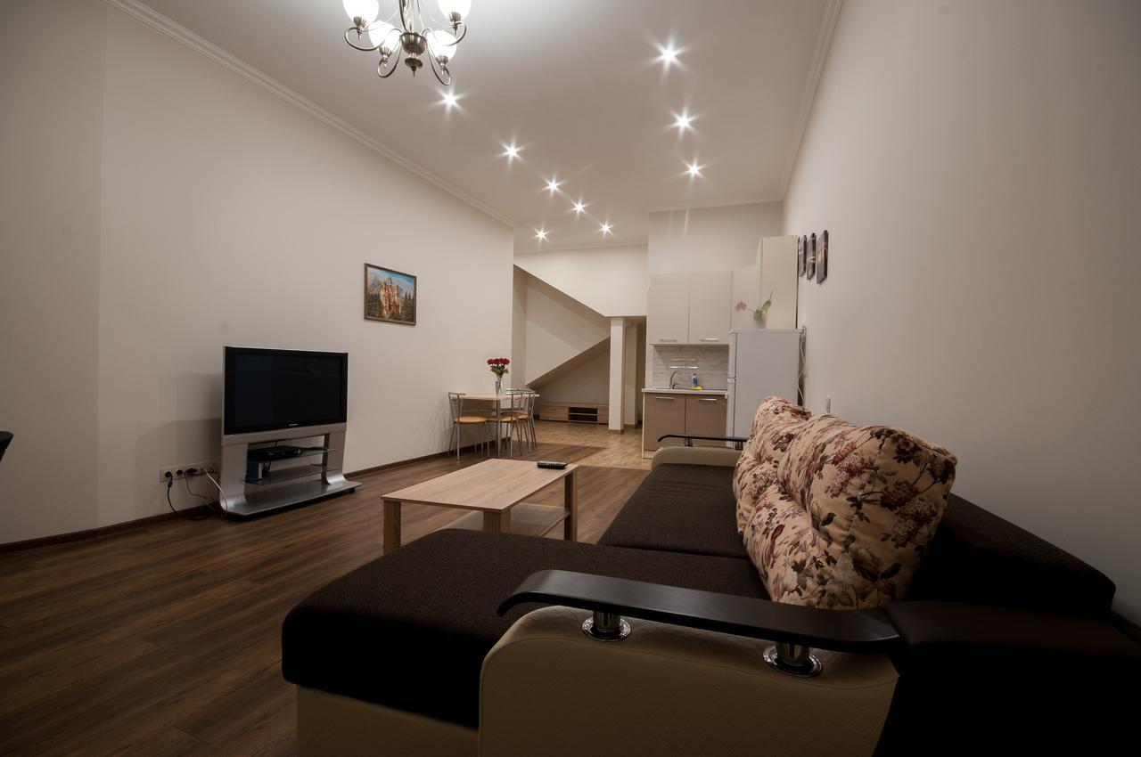 Wonderful Flat On City Center Užhorod Esterno foto